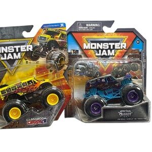 Monster Jam Classroom Crusher and Grave Digger Toy Set